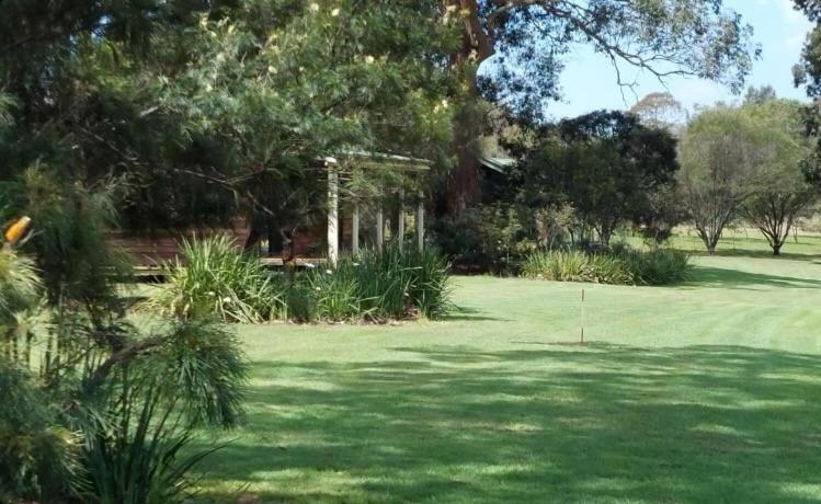 Cabins At Lovedale Wedding Chapel Exteriér fotografie