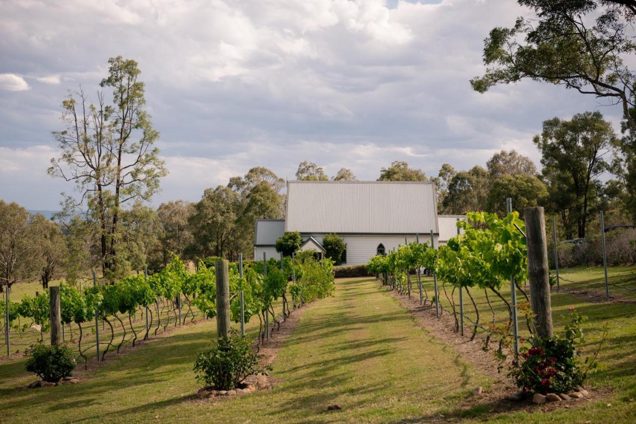 Cabins At Lovedale Wedding Chapel Exteriér fotografie